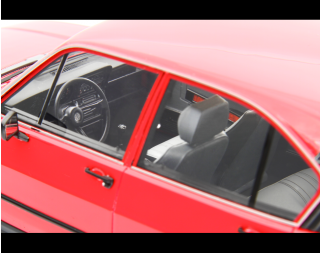 Alfa Romeo Alfasud 1.2 4 Porte 1980 ROSSO ALFA Laudoracing 1:18 Resinemodell (Türen, Motorhaube... nicht zu öffnen!)